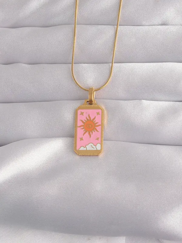 316L Çelik Gold Renk Pembe Mineli Güneş Model Tarot Kolye