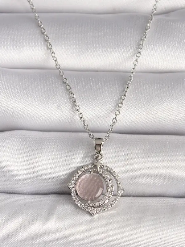 316L Çelik Gümüş Renk Zirkon Taşlı Pembe Sedefli Hilal Model Kadın Kolye