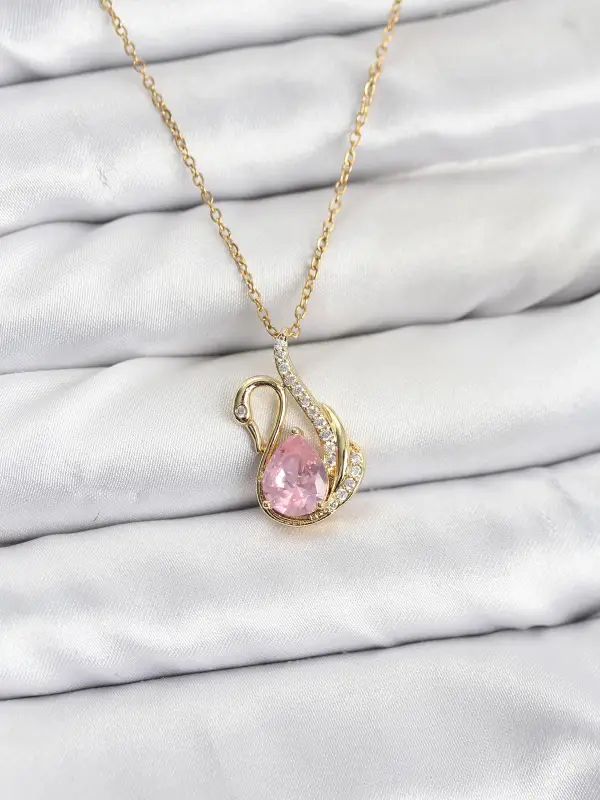 316L Çelik Zincir Gold Renk Pembe Kuğu Model Zirkon Taşlı Kadın Kolye