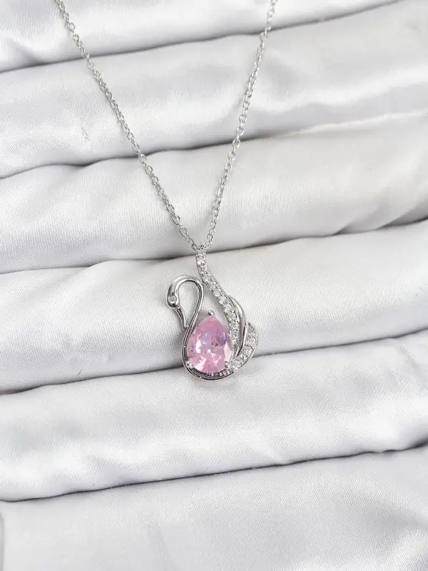 316L Çelik Zincir Gümüş Renk Pembe Kuğu Model Zirkon Taşlı Kadın Kolye