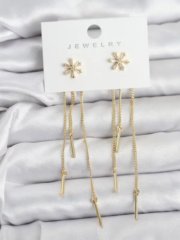 Çiçek Model Gold Pirinç Sallantılı Kadın Küpe