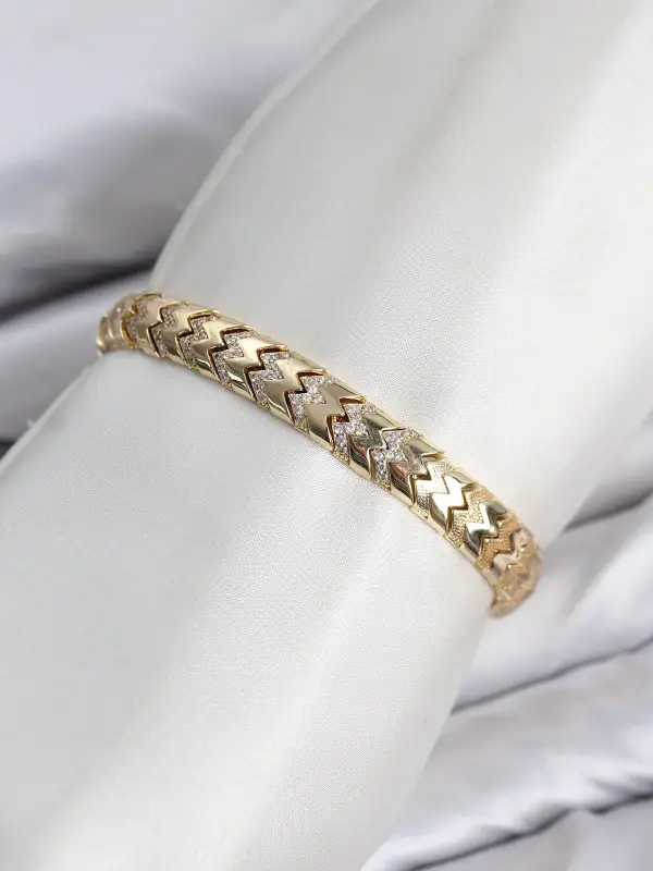 CM Kalın Yılan Model Zirkon Taşlı VIP Seri Gold Renk Pirinç Kadın Bileklik
