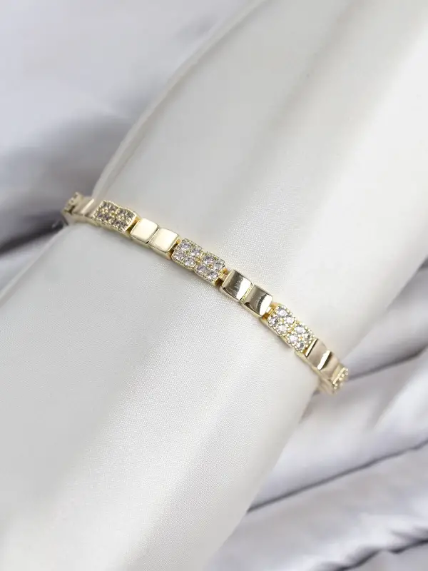 CM Kare Model Zirkon Taşlı VIP Seri Gold Renk Pirinç Kadın Bileklik