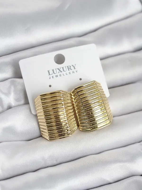 Gold Renk Pirinç Vintage Esintili Statement Küpe