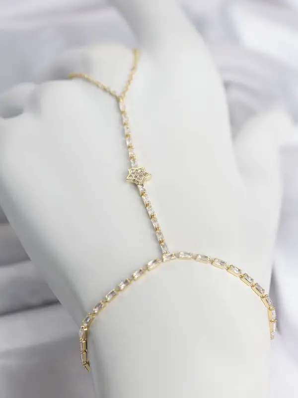 Gold Renk Pirinç Zirkon Taşlı Yıldız Model Şahmeran