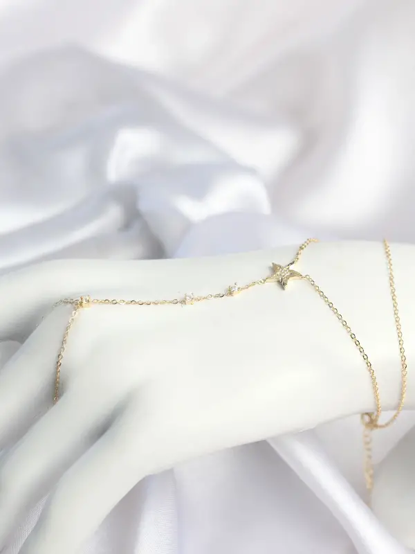 Gold Renk Yıldız Model Pirinç Kadın Şahmeran