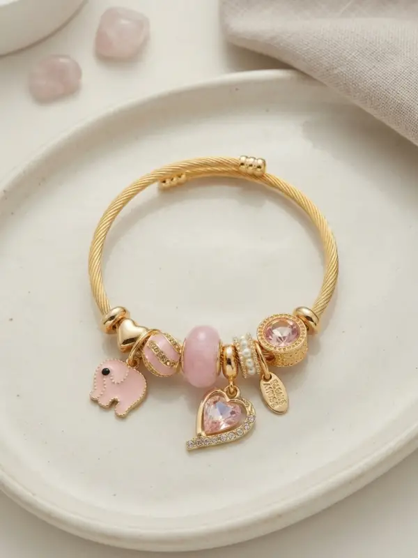 Kalp ve Fil Model Pembe Charmlı Bileklik