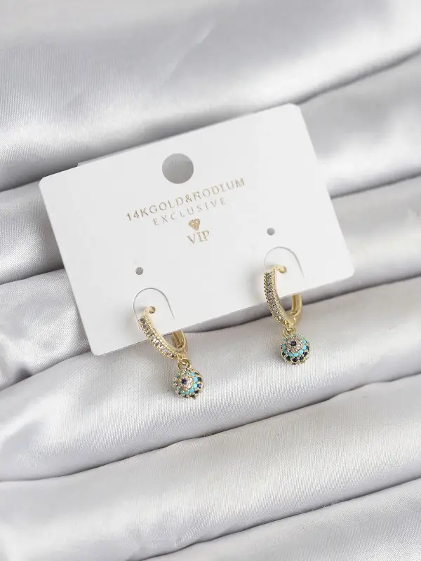 Minimal Nazarlı Model Gold Renk Zirkon Taşlı Kadın Küpe