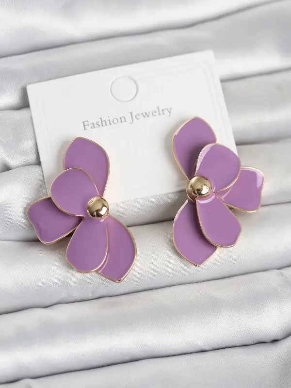 Mor Mineli Lotus Model Pirinç Kadın Küpe