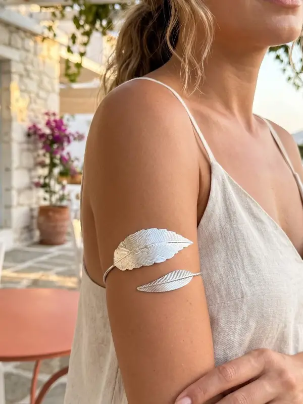 Pazu Bileklik Gümüş Renk Pirinç Yaprak Model