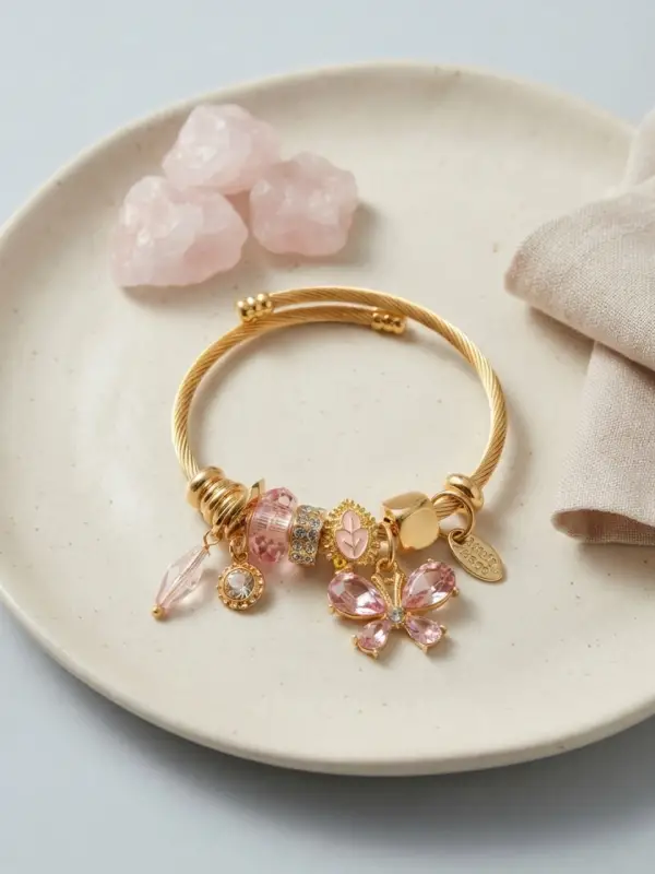 Pembe Kelebek Model Charmlı Bileklik