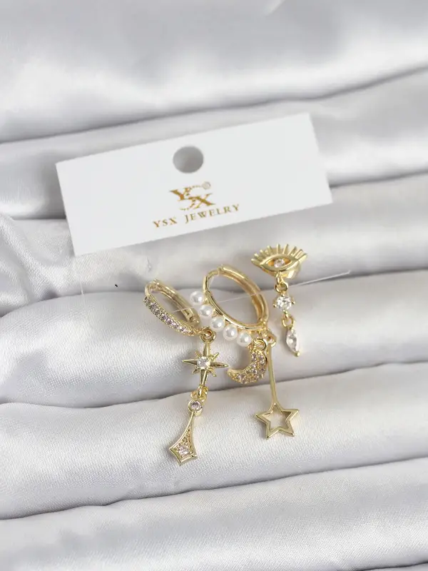 Pirinç Gold Renk Zirkon Taşlı Gece Temalı 3lü Kadın Küpe