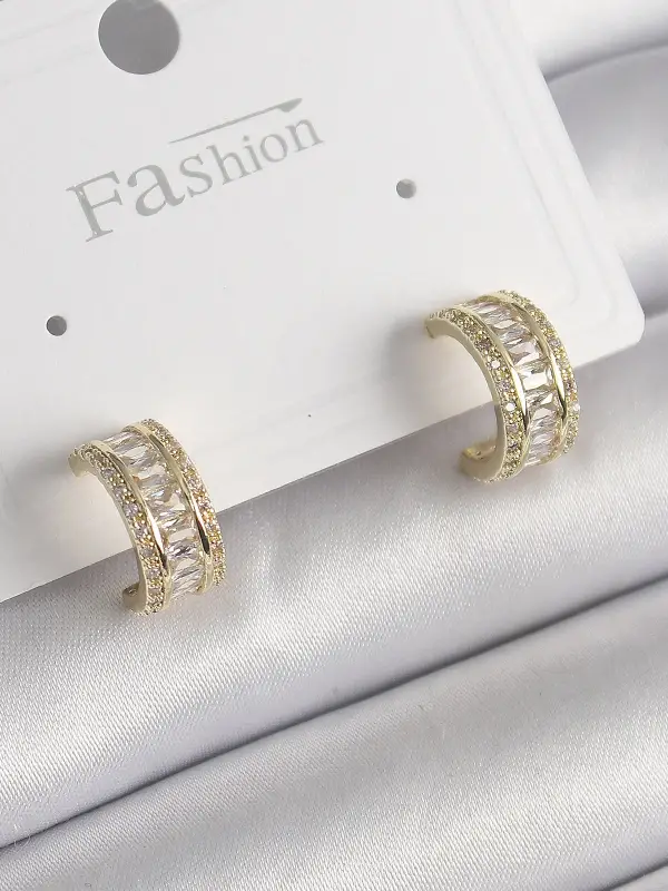 Pirinç Gold Renk Zirkon Taşlı Halka Model Kadın Küpe