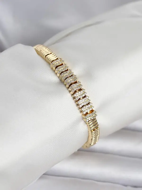 Pirinç Gold Renk Zirkon Taşlı Kadın Bileklik