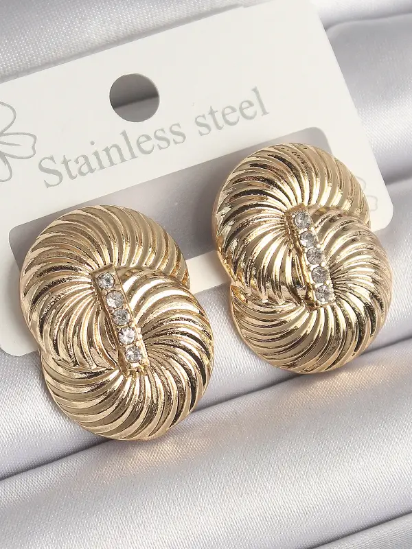 Pirinç Gold Renk Zirkon Taşlı Sarmal Model Kadın Küpe