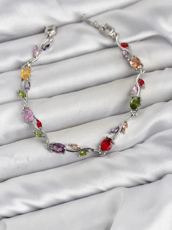 Pirinç Gümüş Renk Mix Renk Zirkon Taşlı Çiçek Model Kadın Bileklik