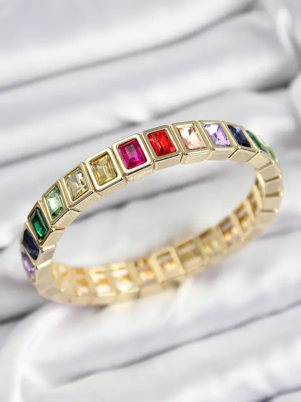 Pirinç Karışık Zirkon Taşlı Dikdörtgen Model Gold Renk Lastikli Kadın Bileklik