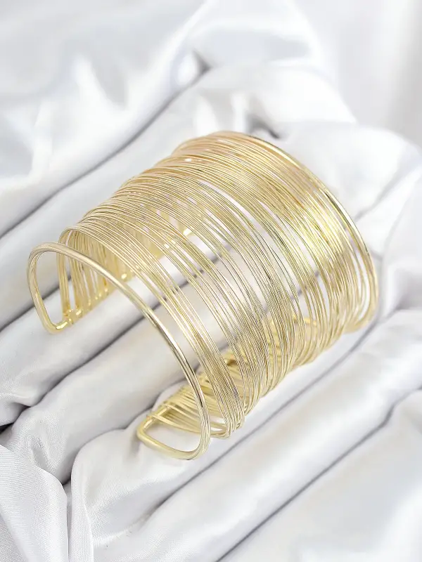 Pirinç Tel Sarma Model Gold Renk Kadın Bileklilk