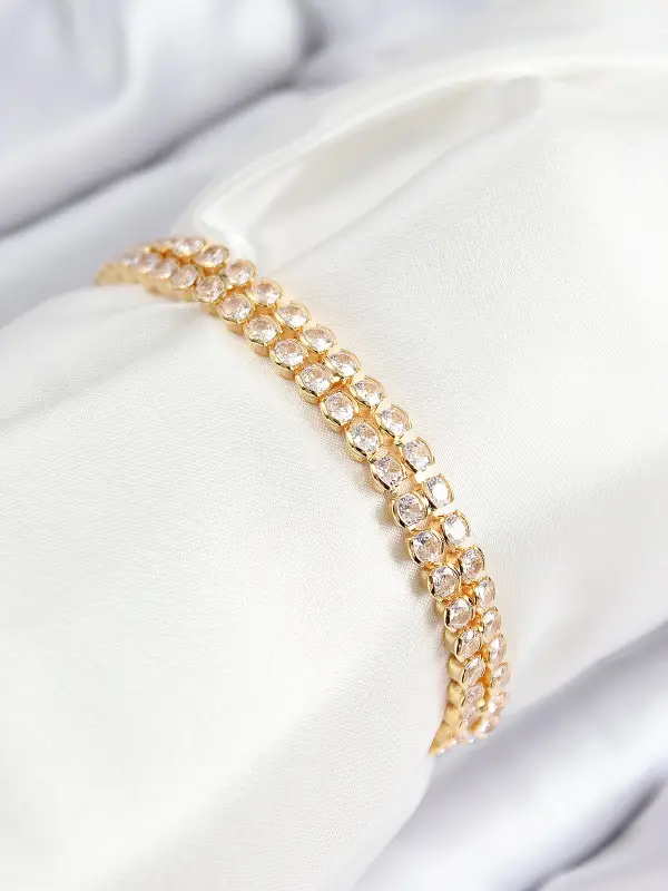 Pirinç Zirkon Taşlı Çift Sıra Model Gold Renk Asansörlü Kadın Bileklik