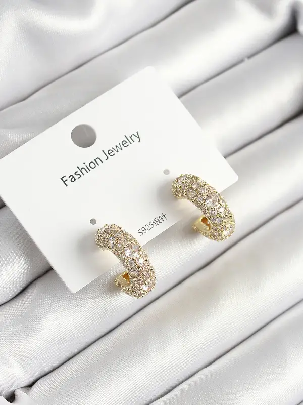 Pirinç Zirkon Taşlı Halka Model Gold Renk Kadın Küpe