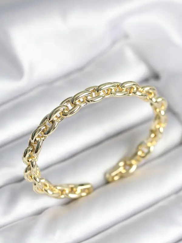 Zincir Model Gold Renk Pirinç Kadın Bileklik