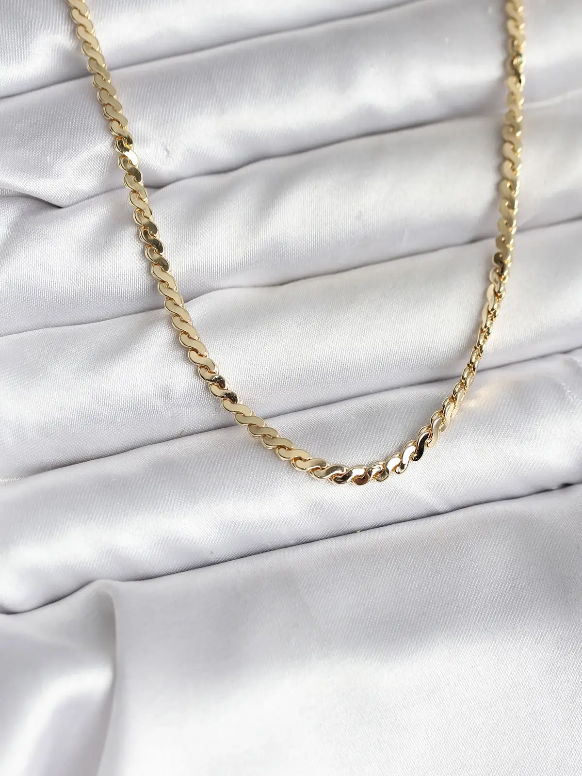 14K Gold Renk Kaplama Ezme Yılan Zincir Model CM Kadın Kolye