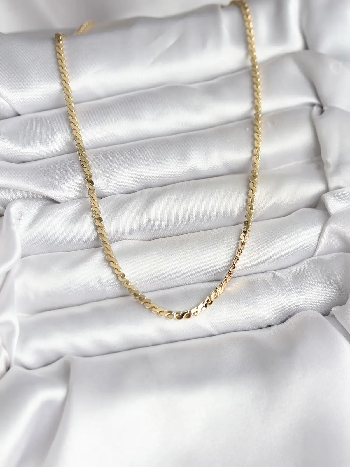 14K Gold Renk Kaplama Ezme Yılan Zincir Model CM Kadın Kolye