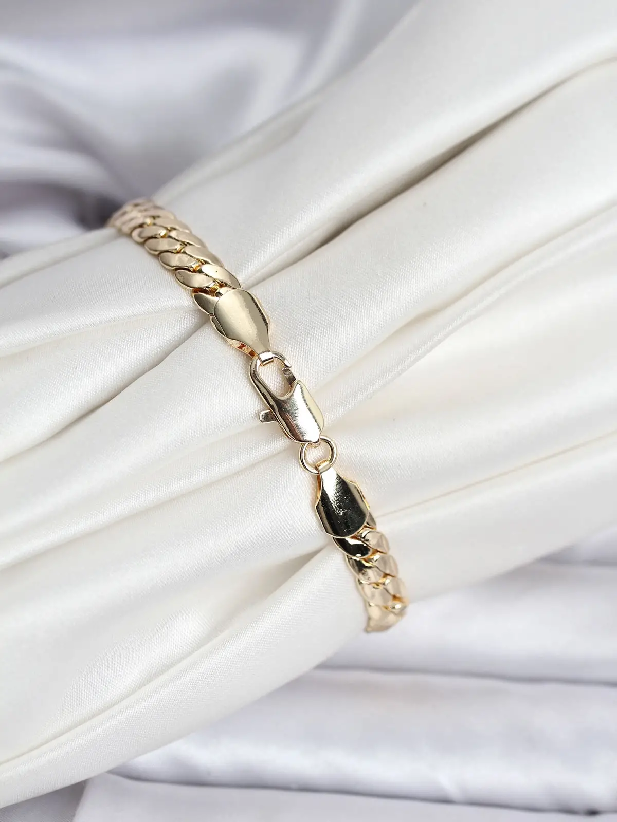 14K Gold Renk Kaplama Ezme Zincir Model Kadın Bileklik