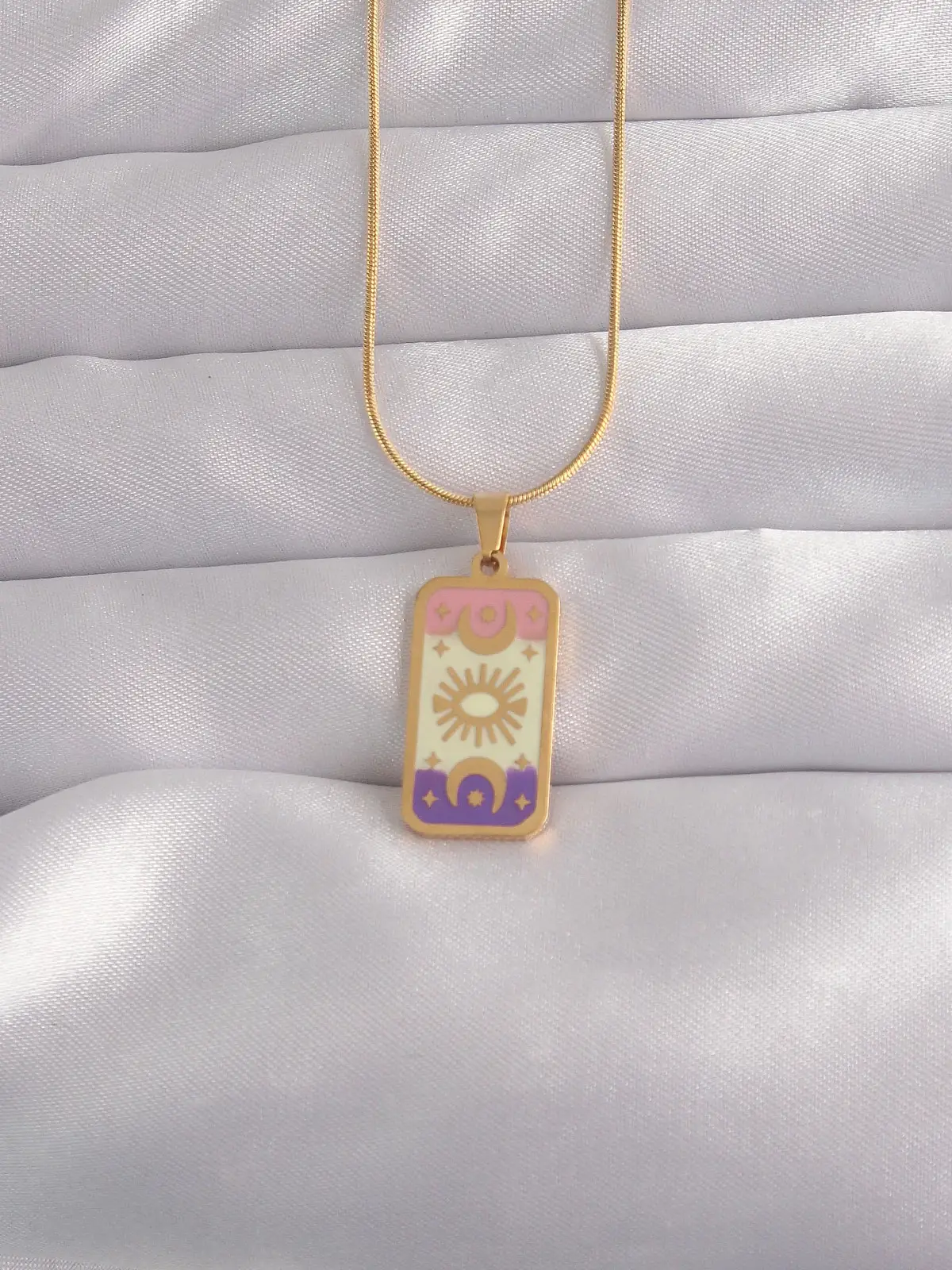 316L Çelik Gold Renk Karışık Mineli Ay Figür Tarot Kolye