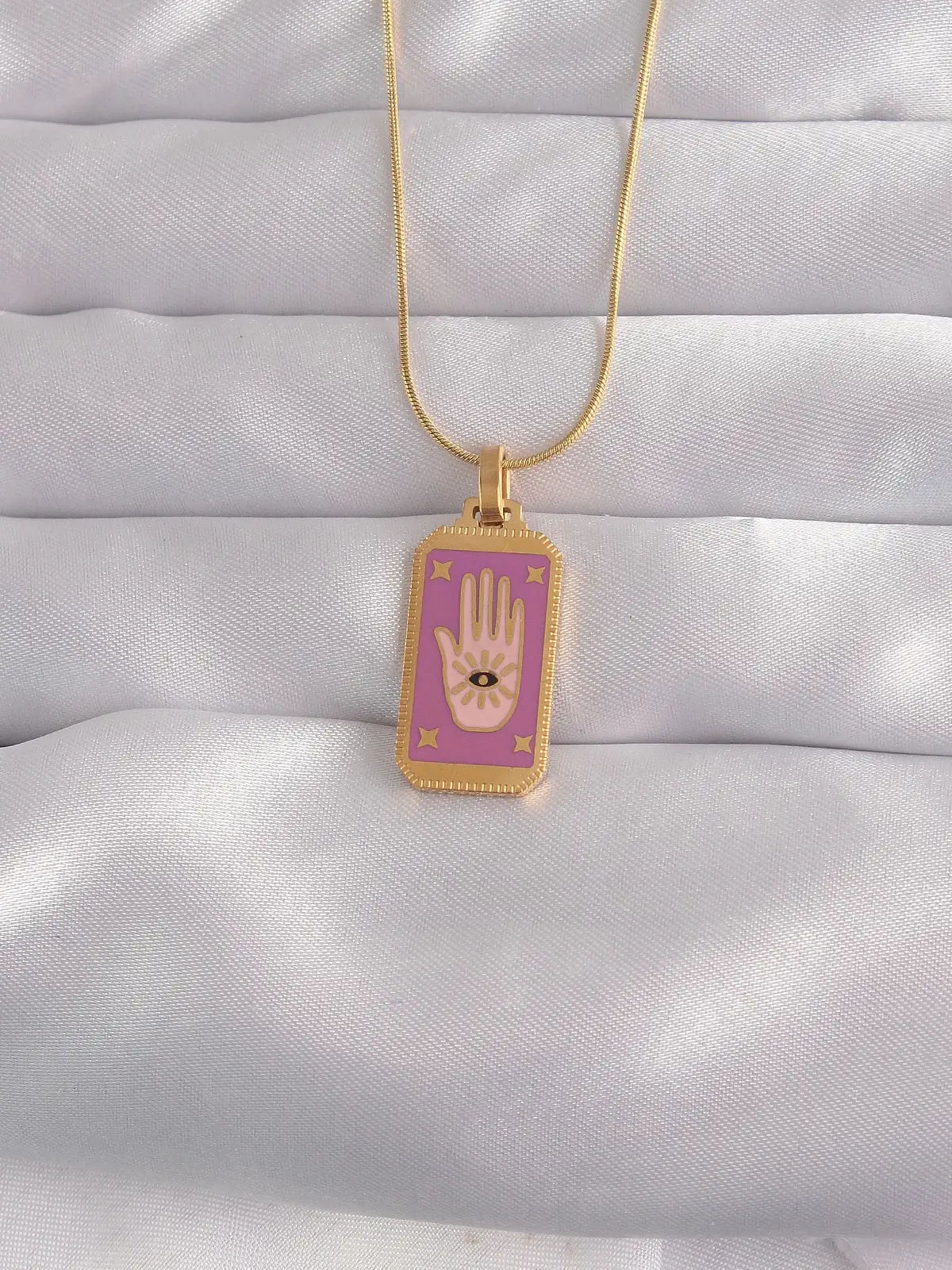 316L Çelik Gold Renk Mor Mineli El Figür Tarot Kolye