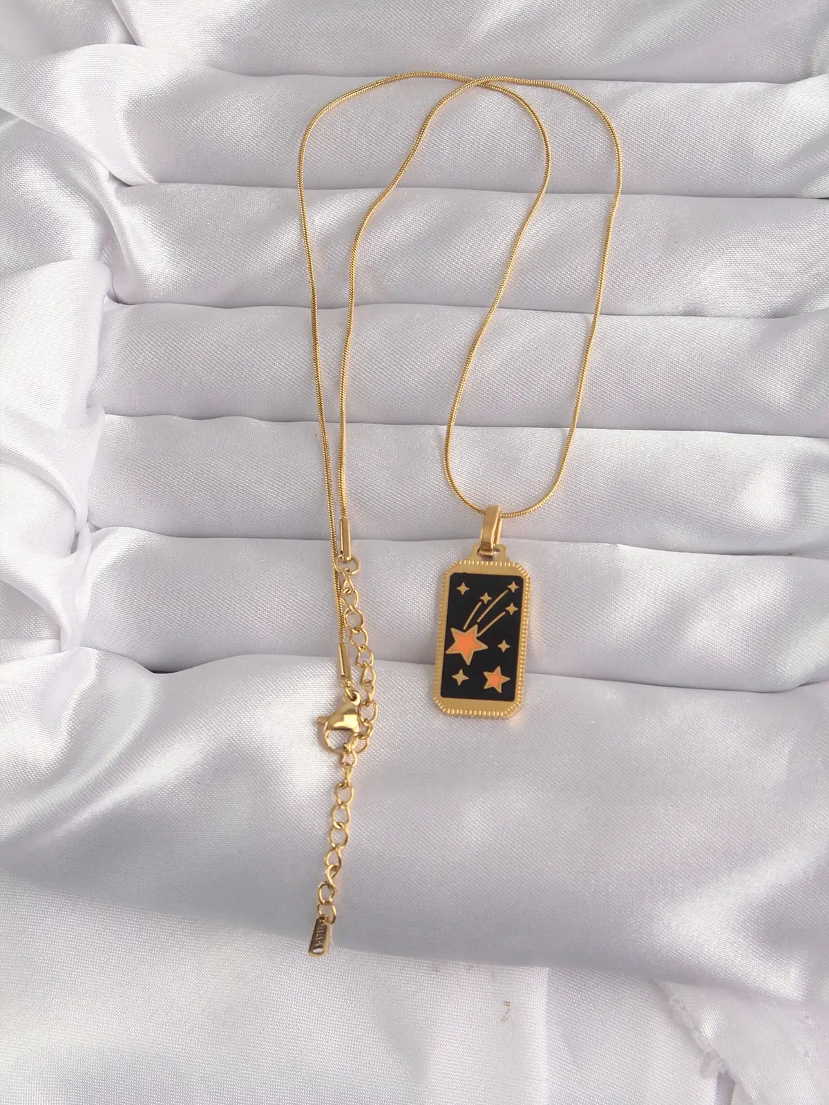 316L Çelik Gold Renk Siyah Mineli Yıldız Figür Tarot Kolye