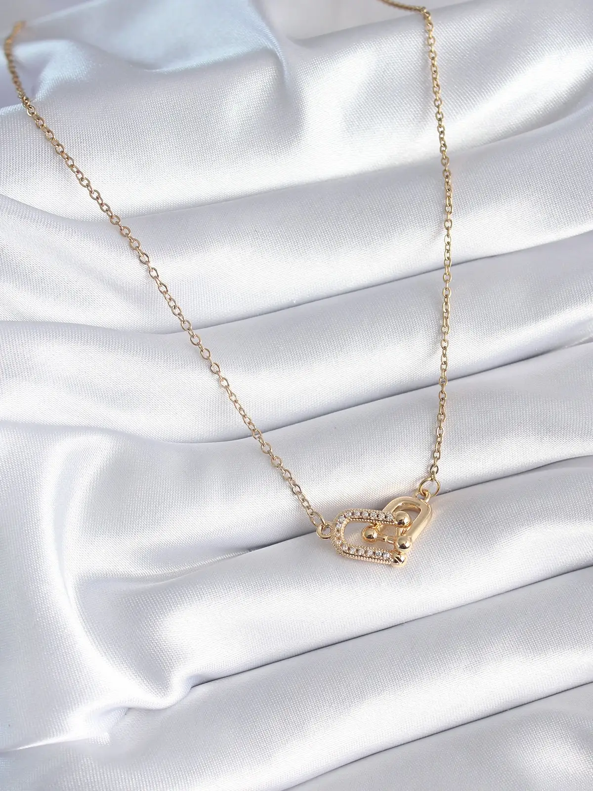316L Çelik Gold Renk Zirkon Taşlı Model Kadın Kolye