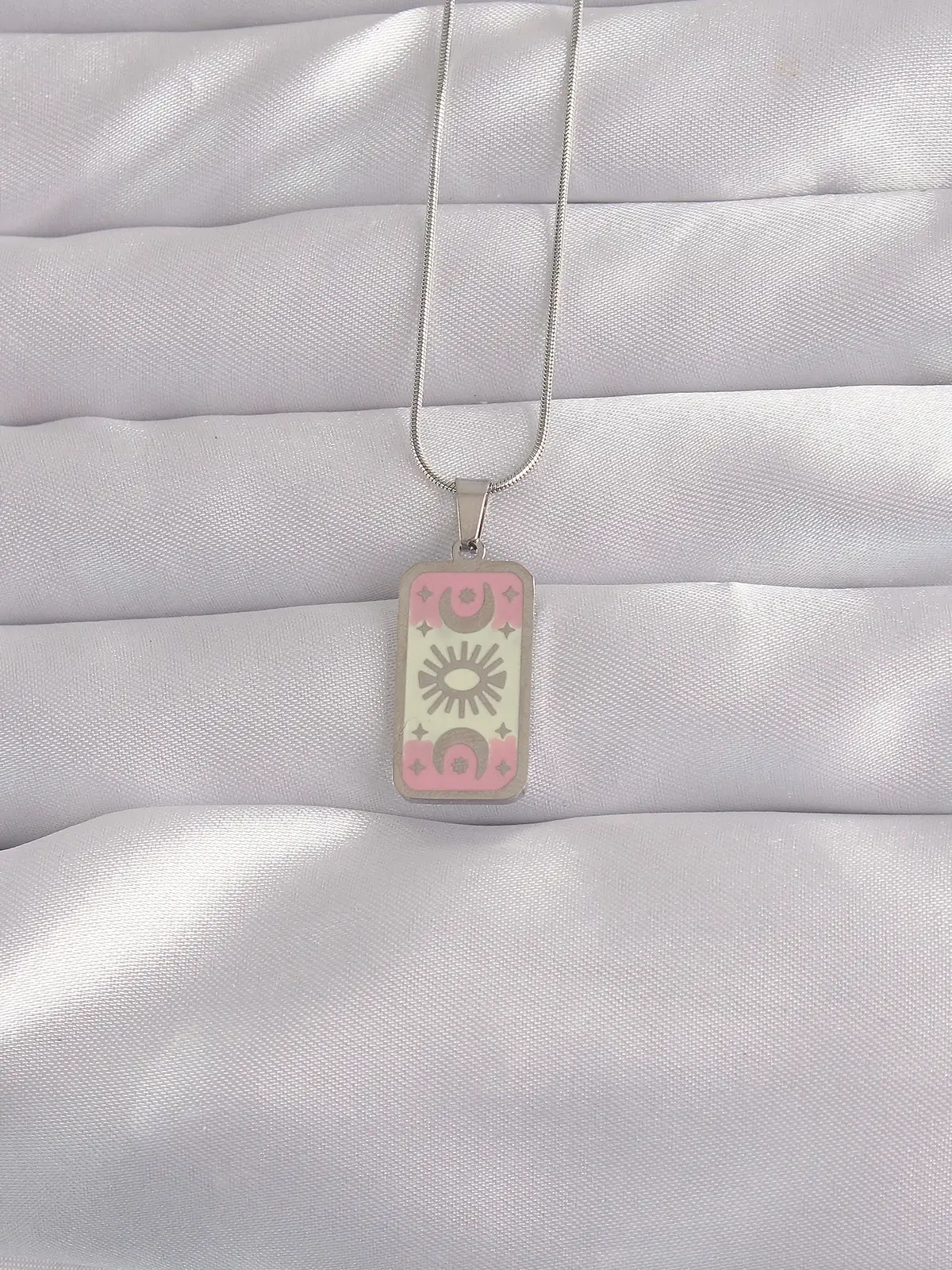 316L Çelik Gümüş Renk Pembe Mineli Ay Figür Tarot Kolye
