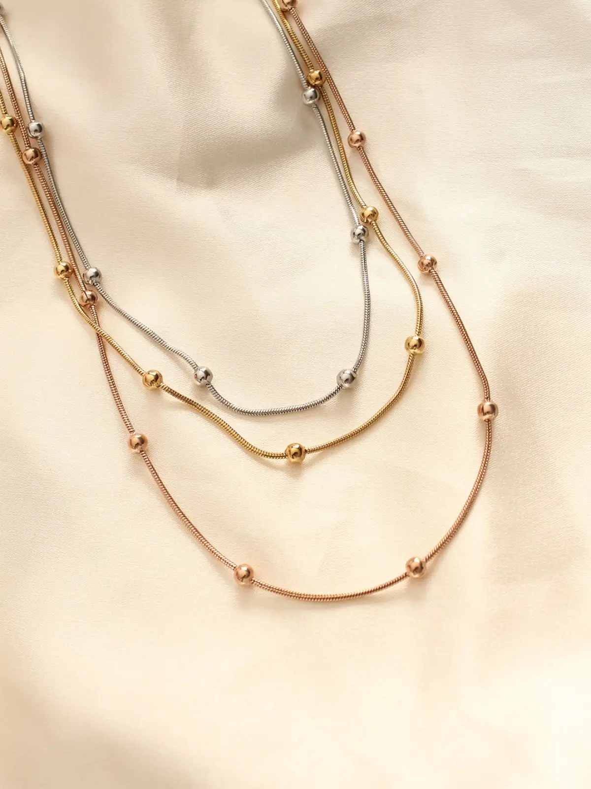 316L Çelik Karışık Renkli Topçuk Tasarımlı Çoklu Kolye
