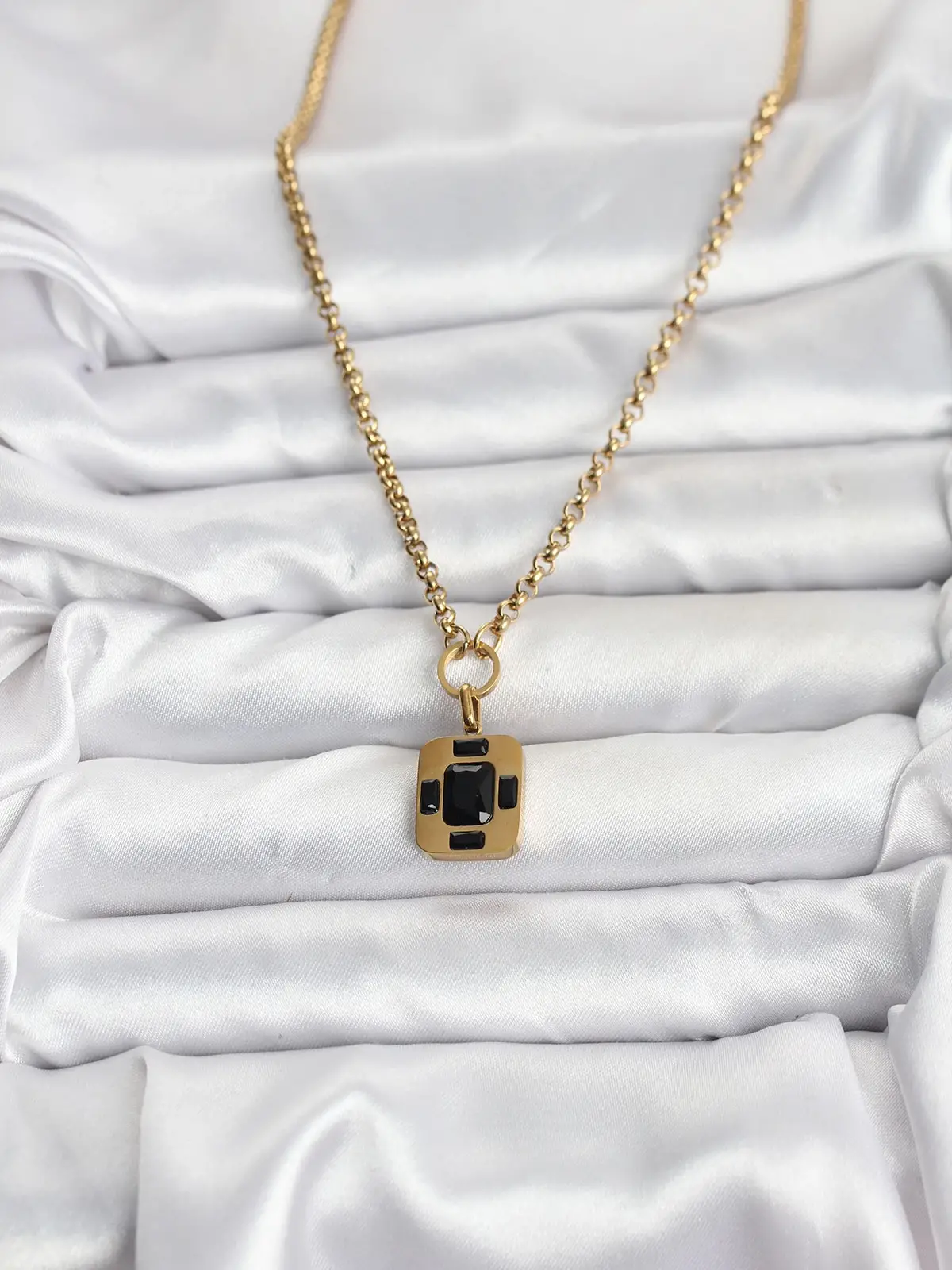 316L Çelik Zincir Gold Renk Vintage Model Kadın Kolye