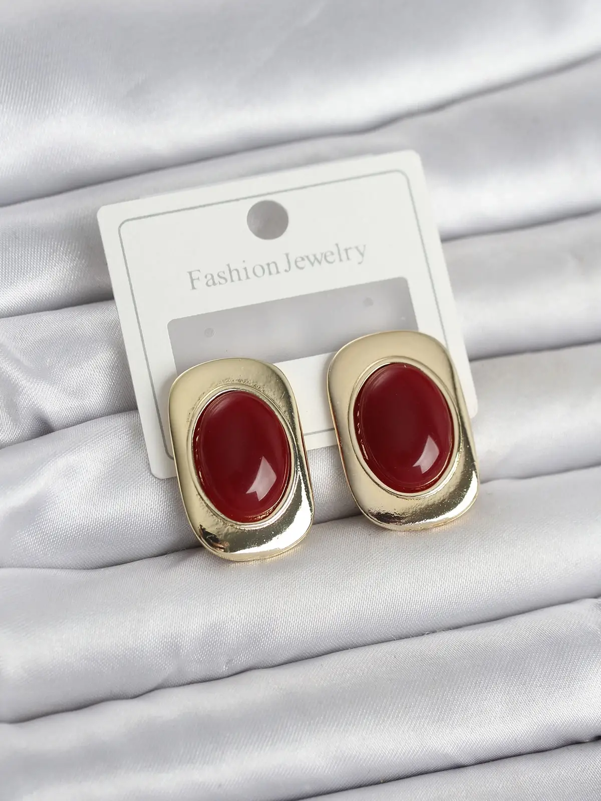 Bordo Renk Kare Model Vintage Kadın Küpe