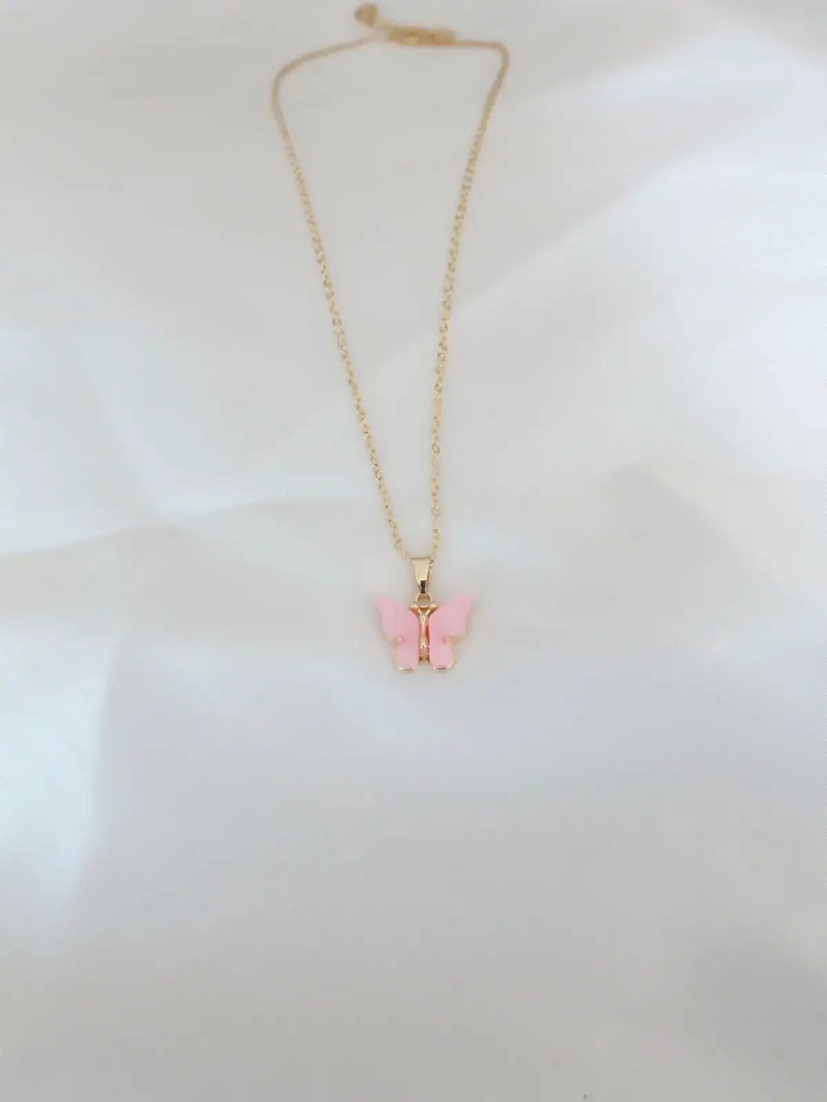 Gold Kaplama Pembe Sedefli Kelebek Kolye