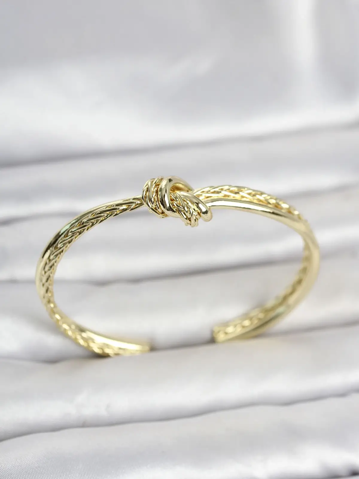Gold Renk Düğüm Model Pirinç Kadın Bileklik