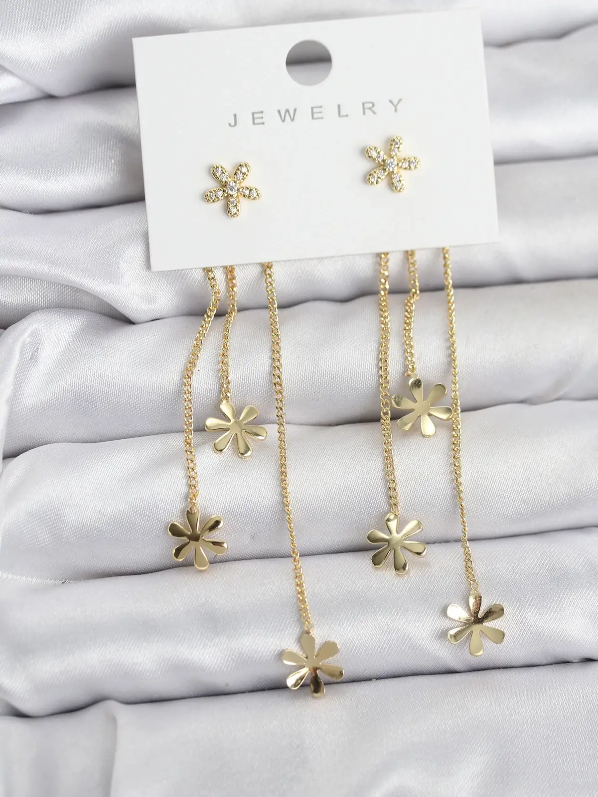 Papatya Model Gold Renk Pirinç Sallantılı Kadın Küpe