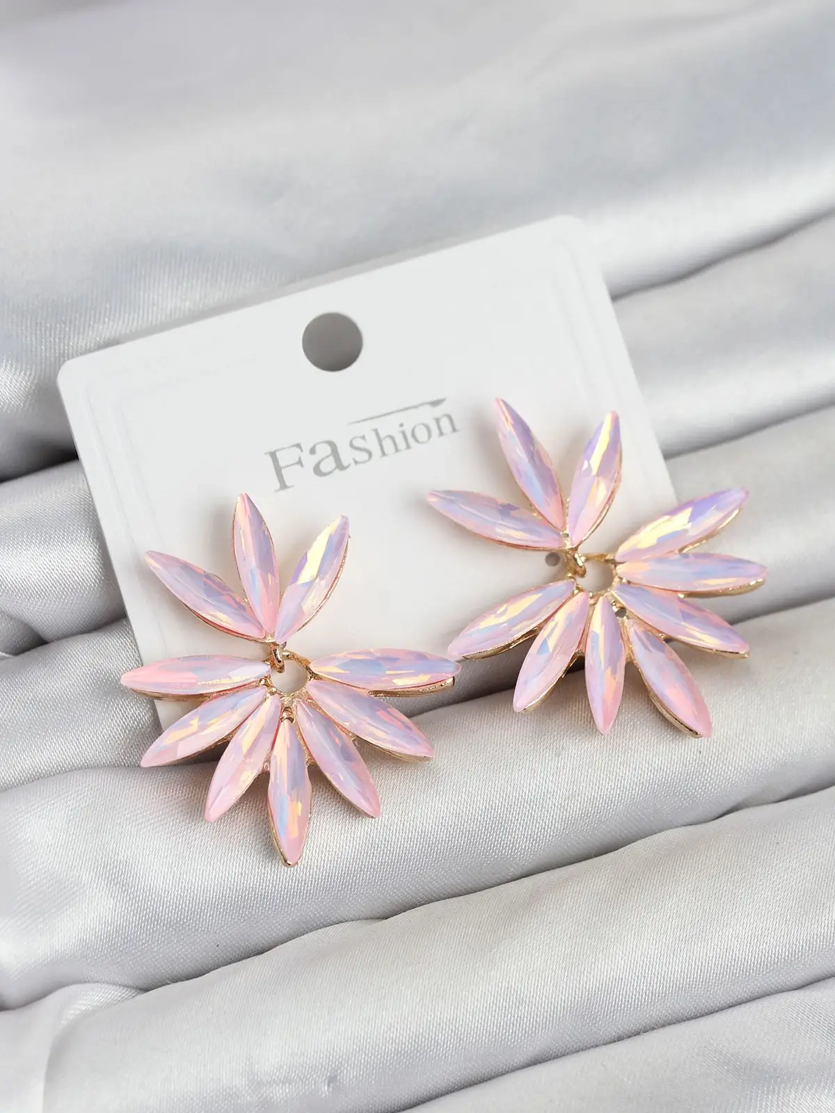 Pembe Renk Kristal Taşlı Lotus Model Kadın Küpe