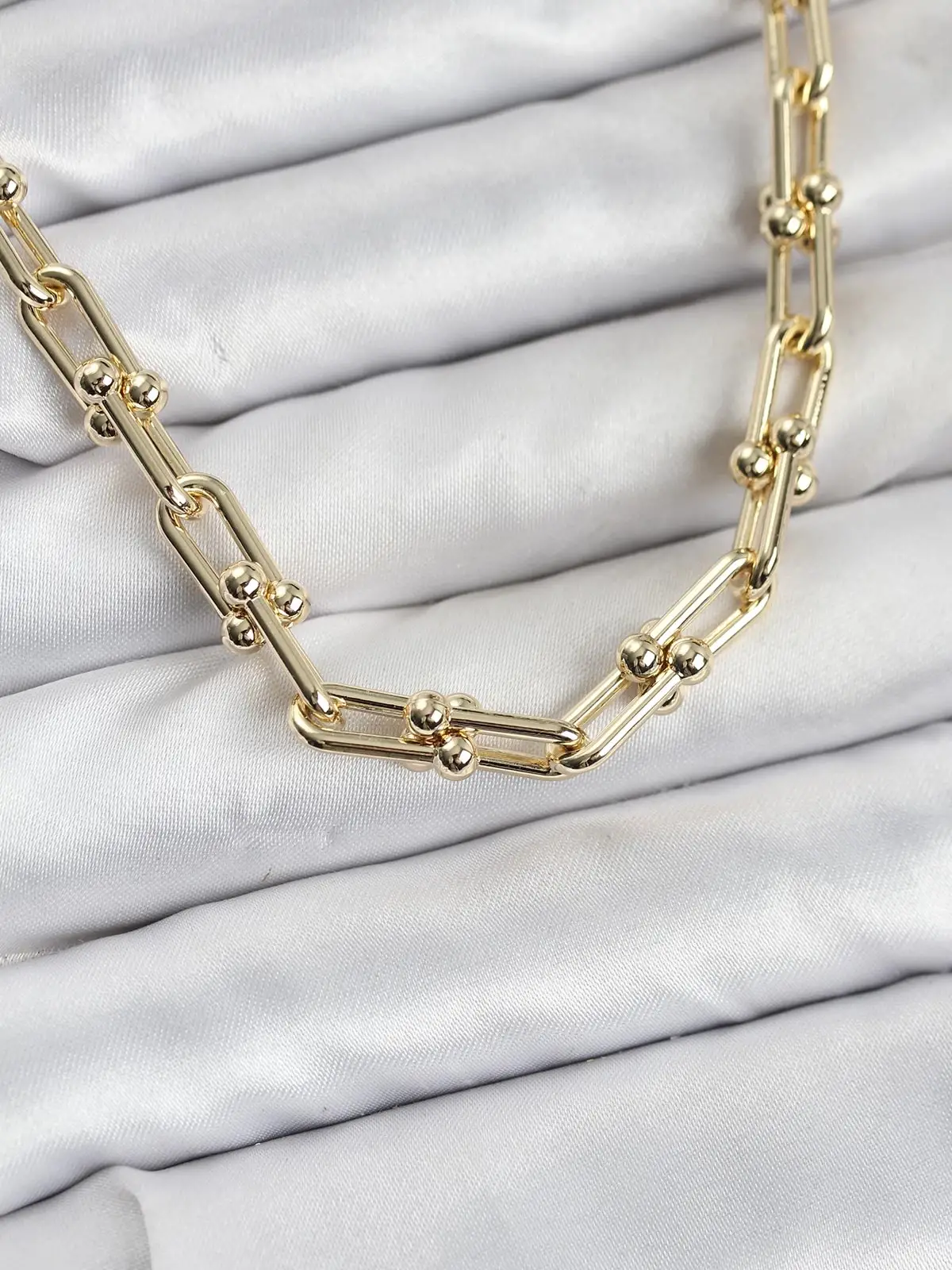 Pirinç Gold Renk Tifani Model Kadın Kolye