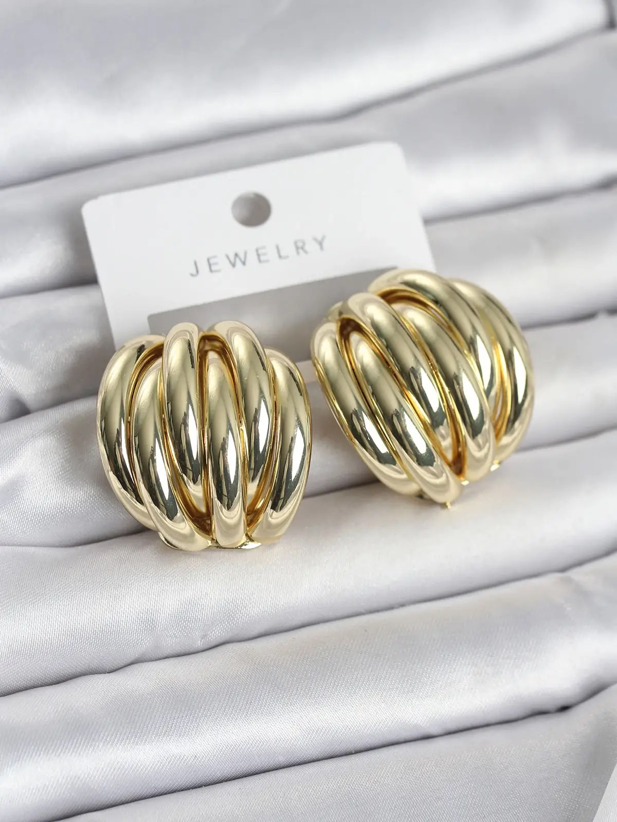 Pirinç Gold Renk Vintage Kadın Küpe