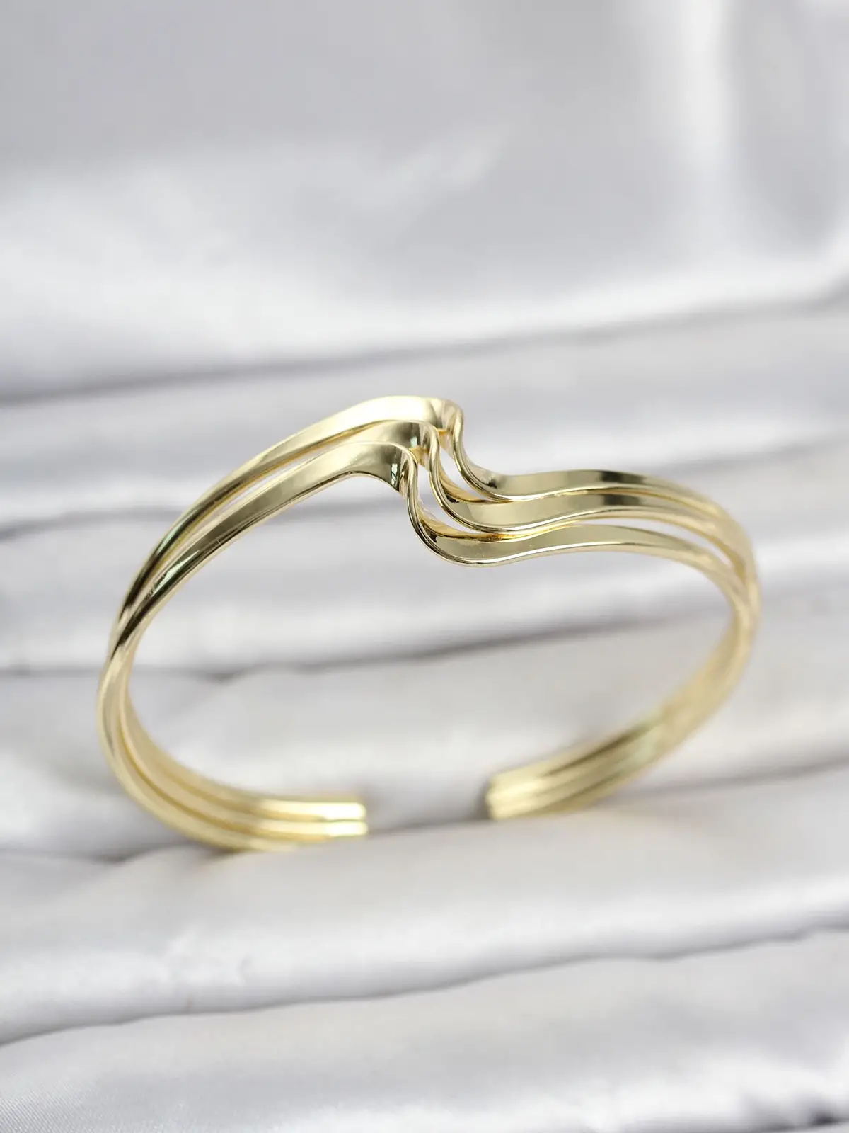 Zikzak Model Gold Renk Pirinç Kadın Bileklik