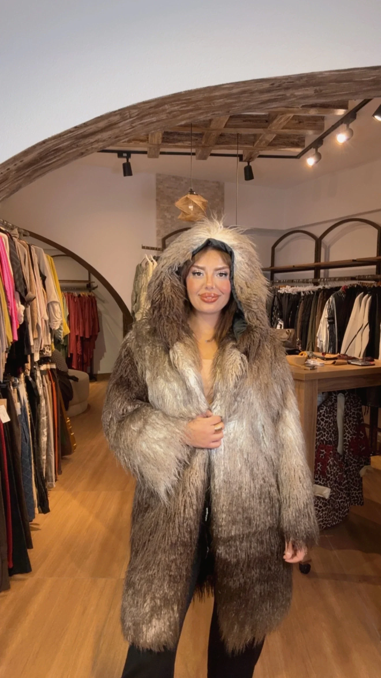 DRESSİNG İTALYAN SAÇAKLI KABAN KAHVE