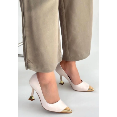 Artem Bej Rugan Topuklu Ayakkabı