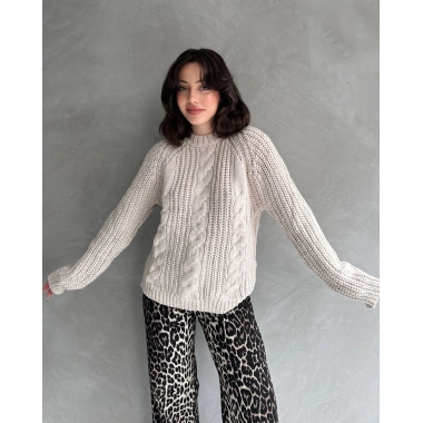 Bisiklet Yaka Örgü Desenli Triko Kazak