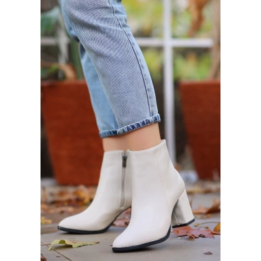 Biya Bej Cilt Topuklu Bot