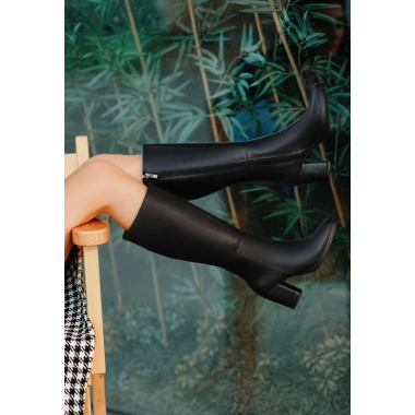 Morena Siyah Cilt Çizme