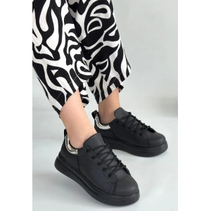 Sofio Siyah Cilt Bağcıklı Spor Ayakkabı