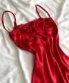 Göğüs Dantel Detaylı Kırmızı Saten Gecelik
